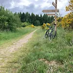 Freistehendes Haus Urftseeroute Am Nationalpark Gemuend! Nyaraló Schleiden