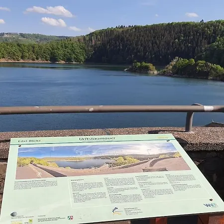 Freistehendes Haus Urftseeroute Am Nationalpark Gemuend! Feriehus