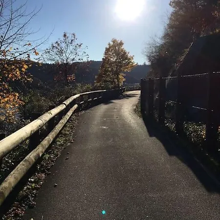 Freistehendes Haus Urftseeroute Am Nationalpark Gemuend! Nyaraló *