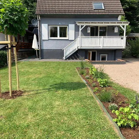 Freistehendes Haus Urftseeroute Am Nationalpark Gemuend! 別荘
