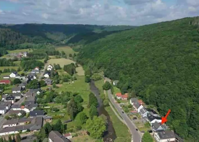 度假居 Freistehendes Haus Urftseeroute Am Nationalpark Gemuend! 施莱登