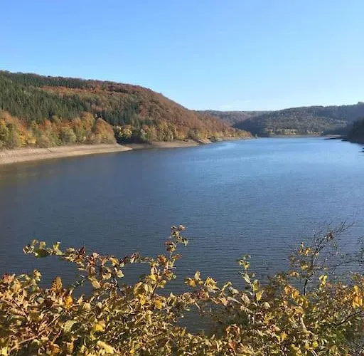 Freistehendes Haus Urftseeroute Am Nationalpark Gemuend! * 施莱登