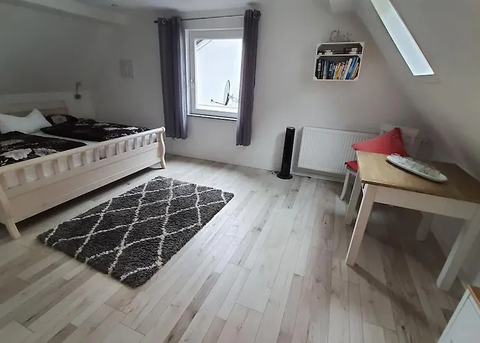 Freistehendes Haus Urftseeroute Am Nationalpark Gemuend! *